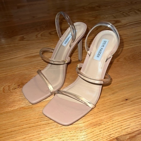 New Gracey Sandal in Clear Steve Madden size 8.5 - Picture 2 of 4